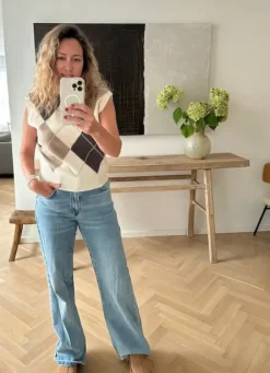 Second Female Agilla neuleliivi, mulch