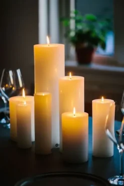 Kunstindustrien Alttarikynttilä Ø7cm, H12cm