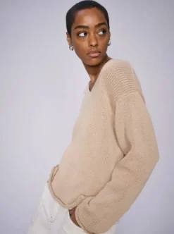 Mos Mosh Bine neule v-kaula-aukolla, sesame