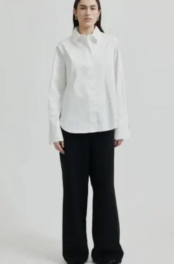 Second Female Daney paitapusero, white