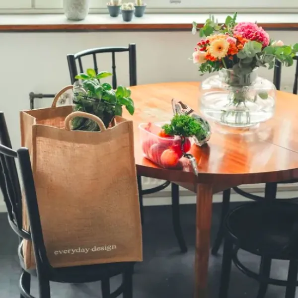 Everyday Design - Helsinki juuttikassi, luonnonvalkoinen