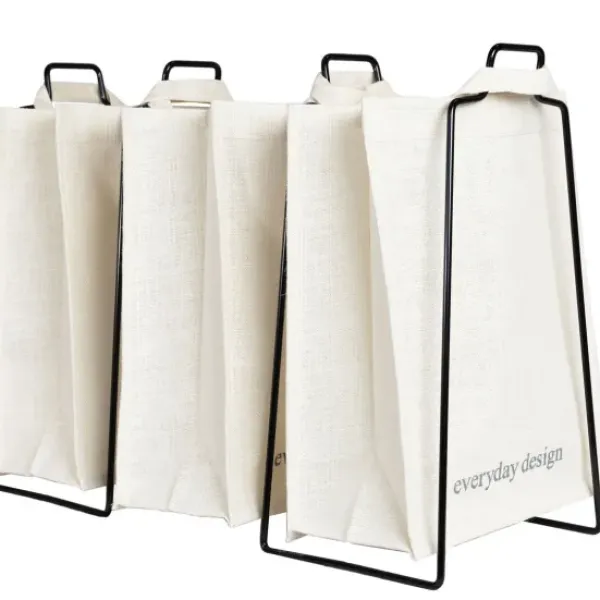 Everyday Design - Helsinki teline, musta