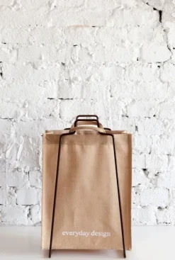 Everyday Design - Helsinki teline, musta