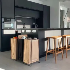 Everyday Design - Turku XL teline, musta