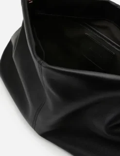 Flattered - Clay Clutch nahkaa, musta