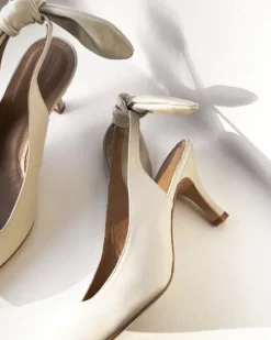 Flattered - Franchesca Bow korkokengät, creme