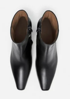 Flattered - Gill nilkkurit nahkaa, musta