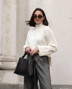 Flattered - Hedda midi handbag, black