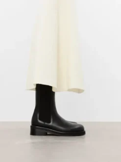 Flattered - Liana nahkanilkkurit, musta