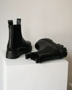 Flattered - Lill karvavuorelliset nilkkurit, musta