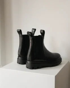 Flattered - Lill karvavuorelliset nilkkurit, musta