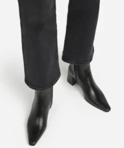 Flattered - Riley nilkkurit nahkaa, musta