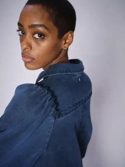 Mos Mosh Fozi Tenly pusero, spellbound