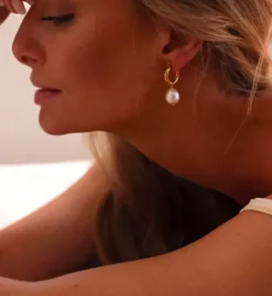 Gauhar Helsinki Gauhar - Lisäosat Fresh Water Pearl iso, kulta