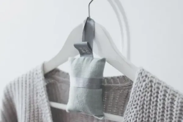 Gauhar Helsinki Gauhar - tuoksutyyny, Iris