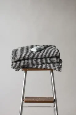 Gauhar Helsinki Gauhar - vohvelipyyhe, tummanharmaa