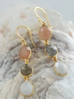 a Beautiful Story Granted Peach Moonstone Labradorite Moonstone GP korvakorut