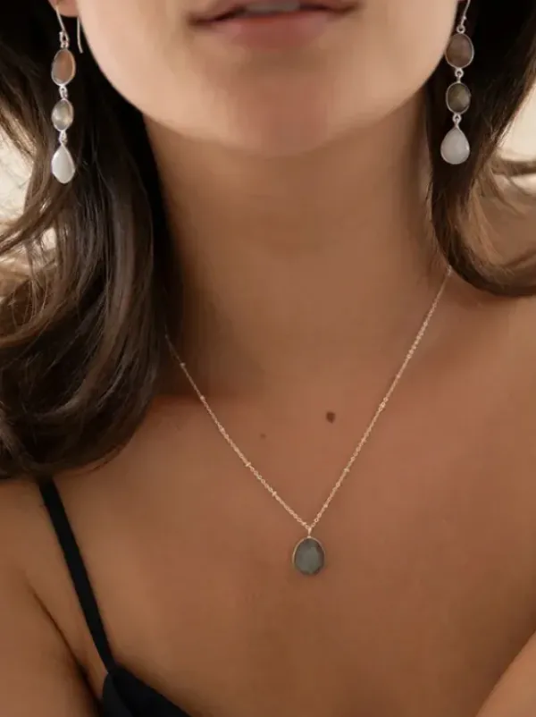 a Beautiful Story Granted Peach Moonstone Labradorite Moonstone SP korvakorut