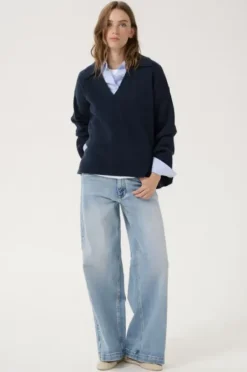 My Essential Wardrobe Huxi V-neck neule, tummansininen