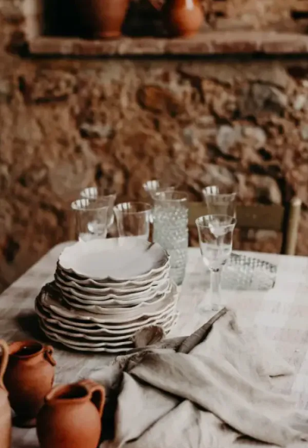 Olsson & Jensen Judith ruokalautanen/tarjoilulautanen Ø27cm