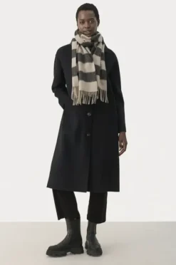 Part Two Kitha huivi villaa, black stripe