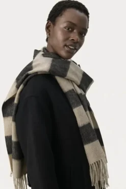 Part Two Kitha huivi villaa, black stripe