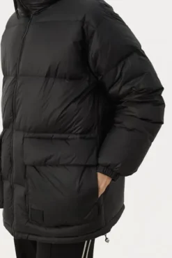 Part Two Leila untuvatakki, black