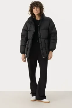 Part Two Leila untuvatakki, black