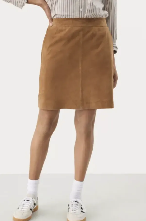 Part Two Lingsa hame, toasted coconut