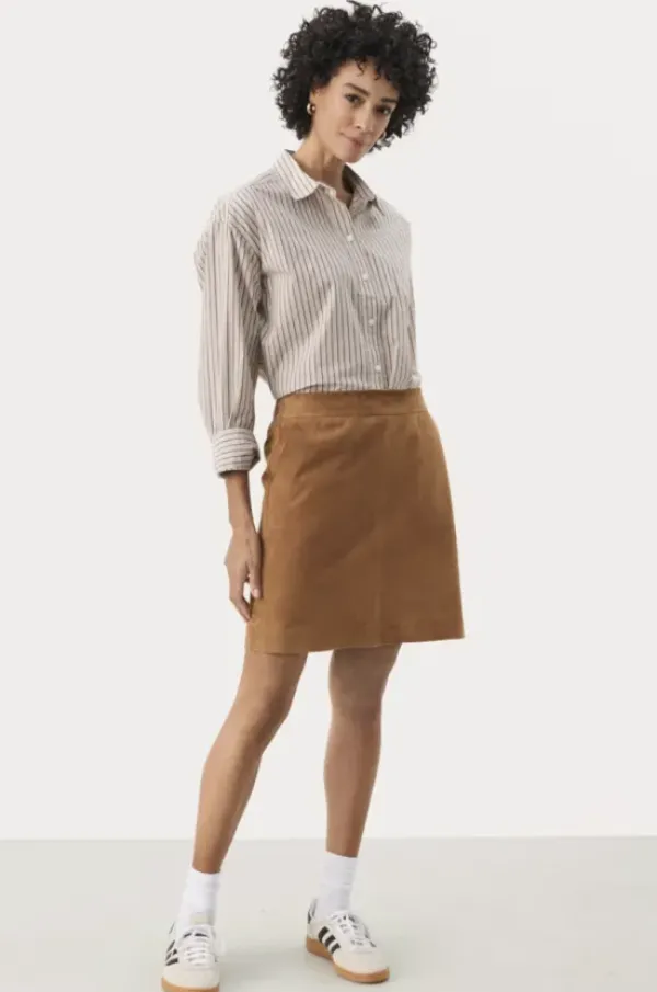 Part Two Lingsa hame, toasted coconut