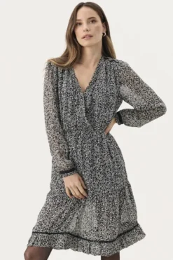 Part Two Munya mekko, dark navy micro flower