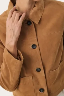 Part Two Nema takki, toasted coconut