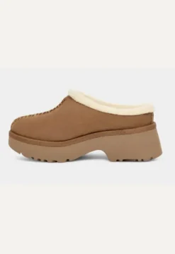 UGG New Heights Cozy Clog, chestnut