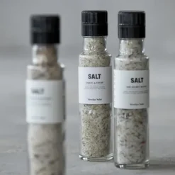 Nicolas Vahé - Salt, garlic & thyme