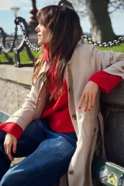 Part Two Nicolina trenssi, humus