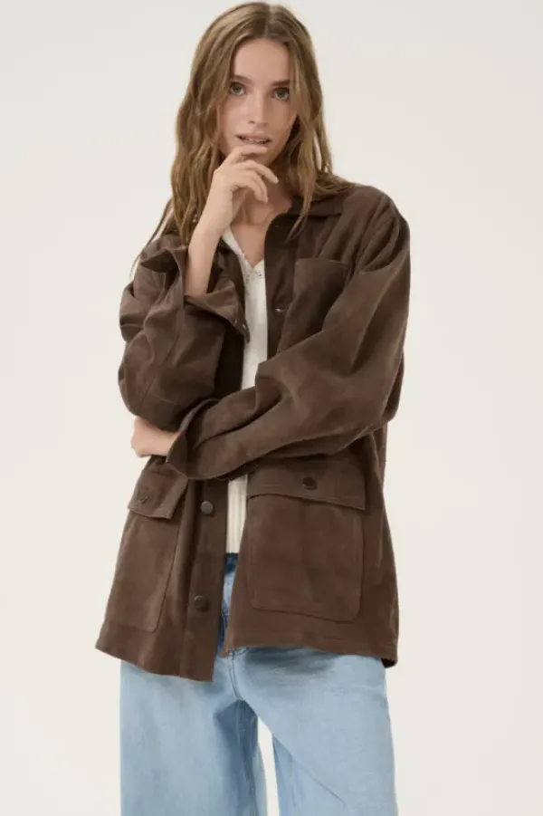 My Essential Wardrobe Olly Suede mokkatakki, delicioso