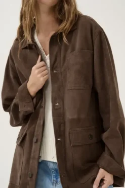 My Essential Wardrobe Olly Suede mokkatakki, delicioso