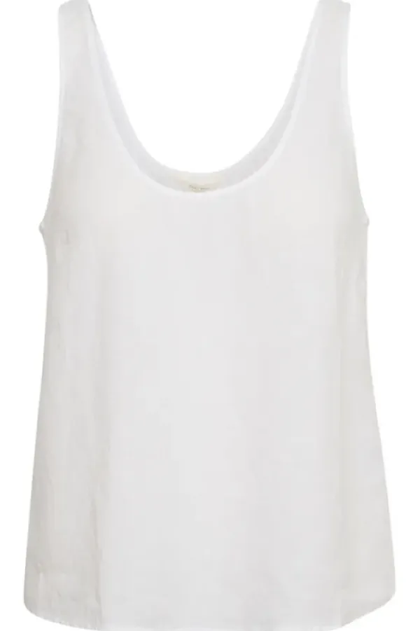 Part Two – Astrid toppi, bright white