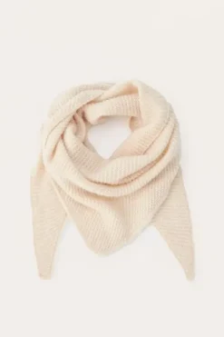 Part Two - Chafia huivi, whitecap gray