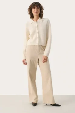 Part Two - Clarisse vakosamettihousut, french oak