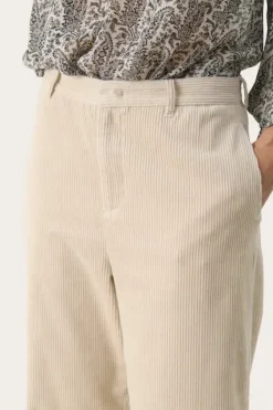 Part Two - Clarisse vakosamettihousut, french oak