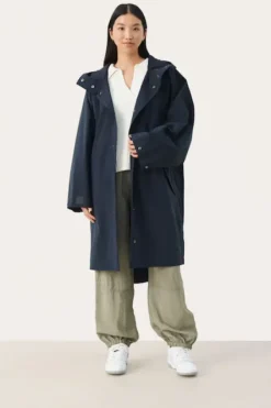 Part Two - Emmy takki, dark navy