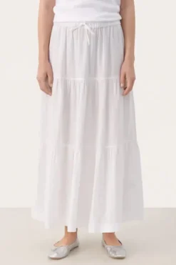 Part Two - Getia pellavahame, bright white