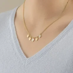 Pernille Corydon - Flake Necklace, hopea