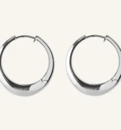 Pernille Corydon - Large Globe Huggies, hopea