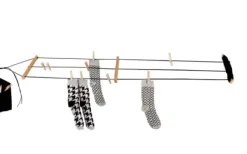 Pesuliisu - pyykkinaru mustalla narulla