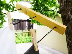 Pesuliisu - pyykkinaru mustalla narulla