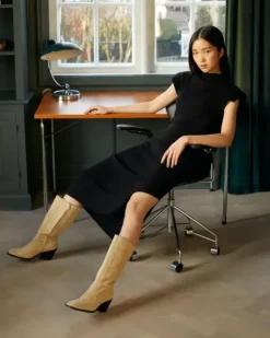 Flattered Ripaus rock-henkeä näillä naisellisilla bootseilla!