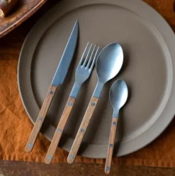 Sabre - ruokahaarukka, teak