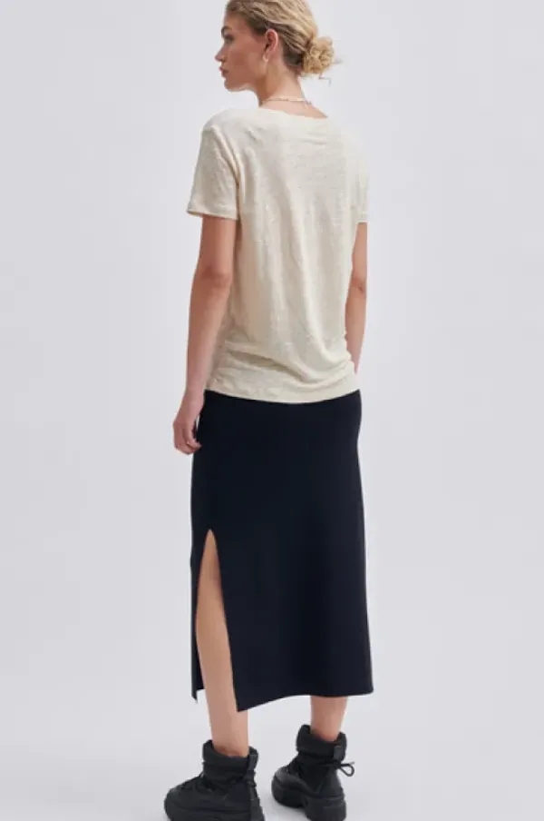 Second Female - Peony t-paita, french oak